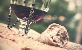 Communion 3