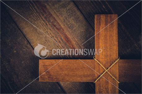 Media - Up close Cross | CreationSwap